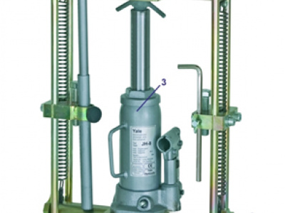 Pipe squeezing devices